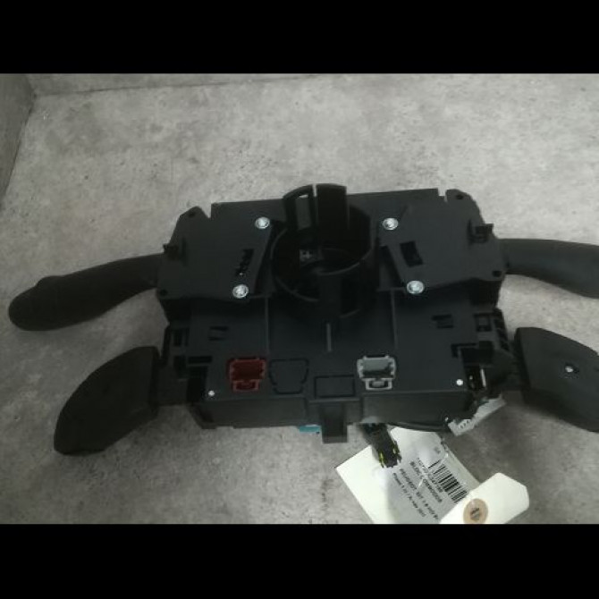 Bloc commodos occasion PEUGEOT 207 Phase 1 04-2006->06-2013 1.6 HDI 8v 92ch 6242YL 4