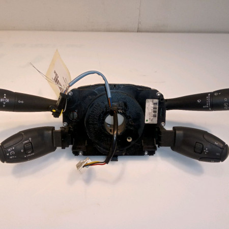 Bloc commodos occasion PEUGEOT 207 Phase 1 04-2006->06-2013 1.4 HDI 70ch 6242YL