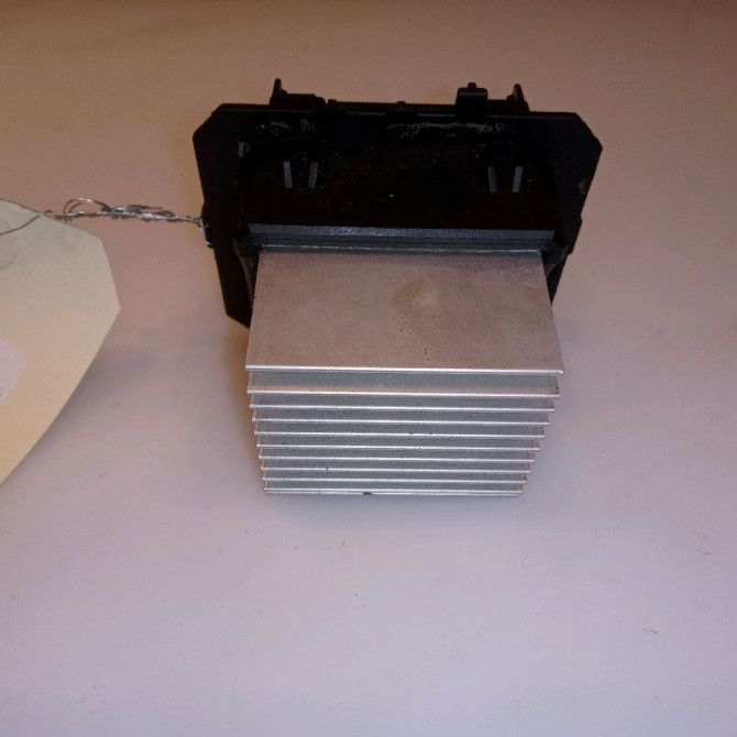 Resistance de chauffage occasion PEUGEOT 207 Phase 1 04-2006->06-2013 1.6 HDI 16v 110ch 6441AF 1