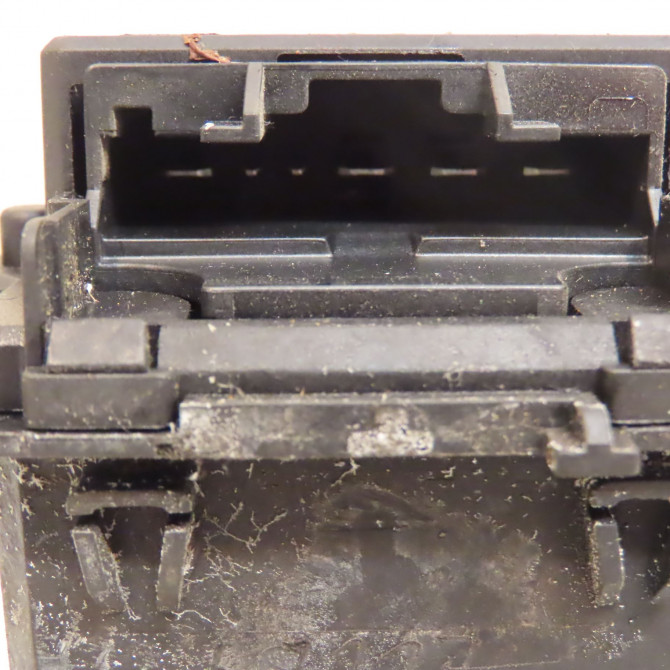 Resistance de chauffage occasion PEUGEOT 207 Phase 1 04-2006->06-2013 1.4i 16v 90ch 6441AF 2