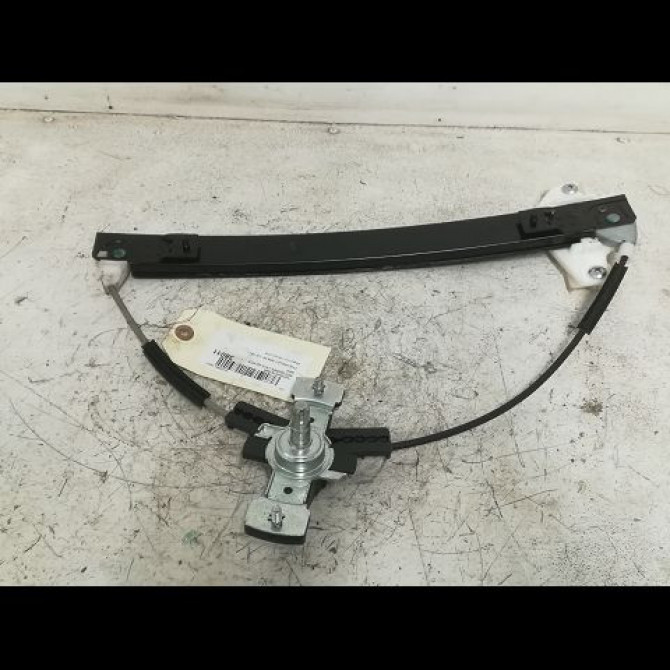 Mecanisme leve-glace arrière gauche occasion CHEVROLET SPARK Phase 1 01-2010->09-2012 1.0i 16v 68ch 95394102 1