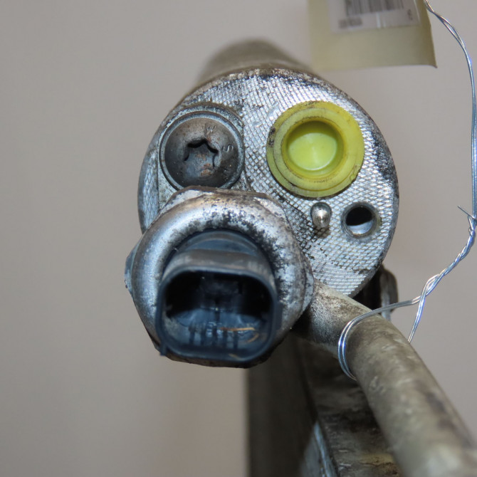 Condenseur clim occasion MERCEDES CLASSE A II Phase 2 04-2008->06-2012 A180 CDI 110ch 1695001254 4