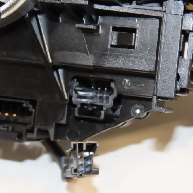 Bloc commodos occasion PEUGEOT 3008 II Phase 1 04-1995->04-1999 1.2i 130ch 98312545ZD 4