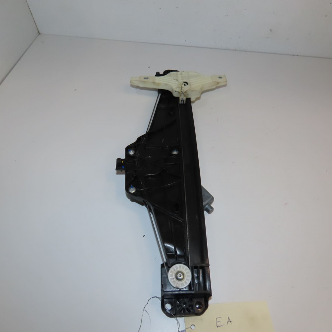 Mecanisme+moteur leve-glace arg occasion PEUGEOT 3008 II Phase 1 04-1995->04-1999 1.2i 130ch 9840190280 2