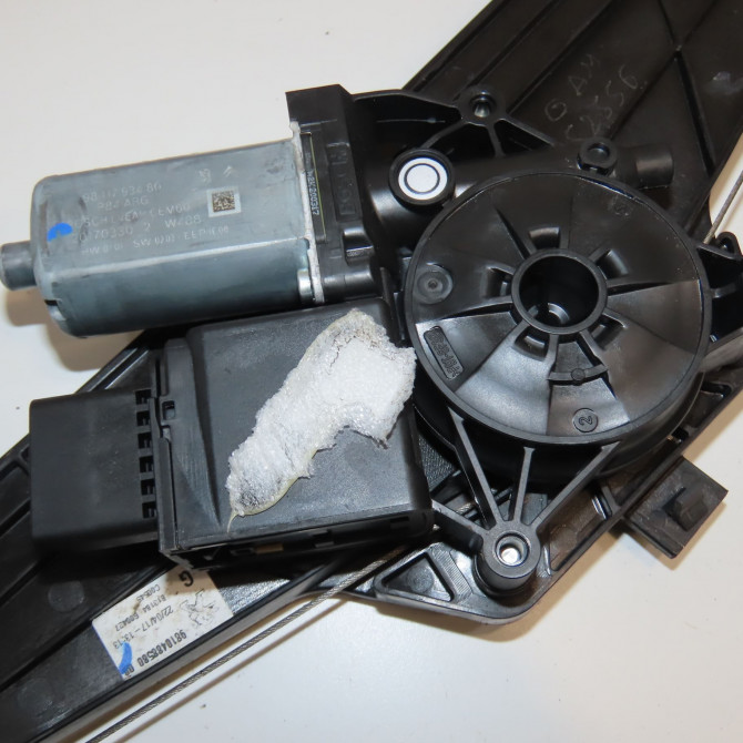 Mecanisme+moteur leve-glace arg occasion PEUGEOT 3008 II Phase 1 04-1995->04-1999 1.2i 130ch 9840190280 3