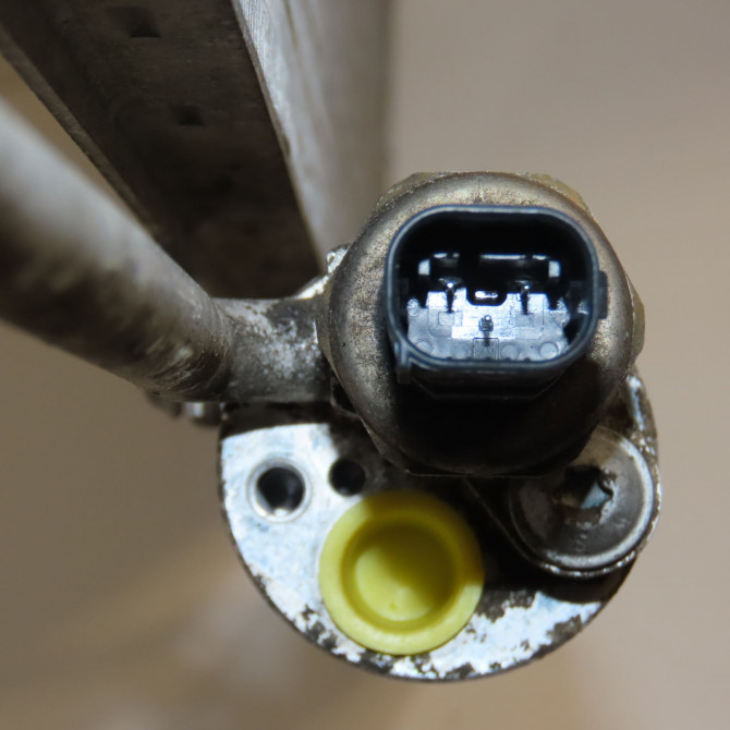 Condenseur clim occasion MERCEDES CLASSE B I Phase 1 06-2005->04-2008 B 180 CDI 1695001254 3