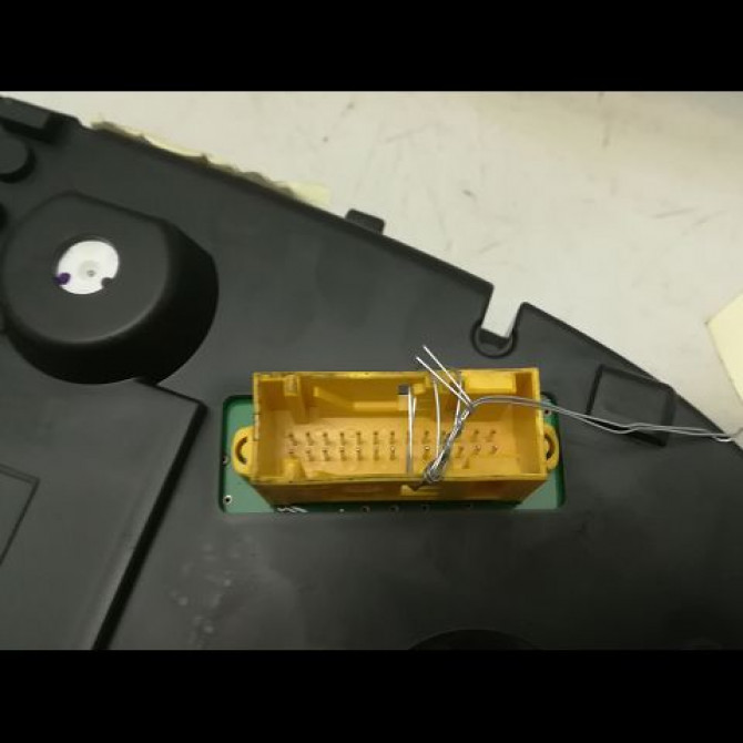 Compteur occasion PEUGEOT 308 I Phase 2 04-2011->12-2014 1.6 HDI 92ch 9806132480 3