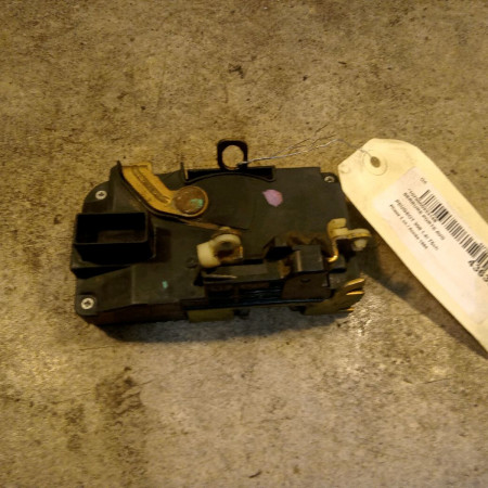 Serrure porte avg occasion PEUGEOT 306 Phase 1 09-1994->03-1997 1.4i 75ch 9135H2