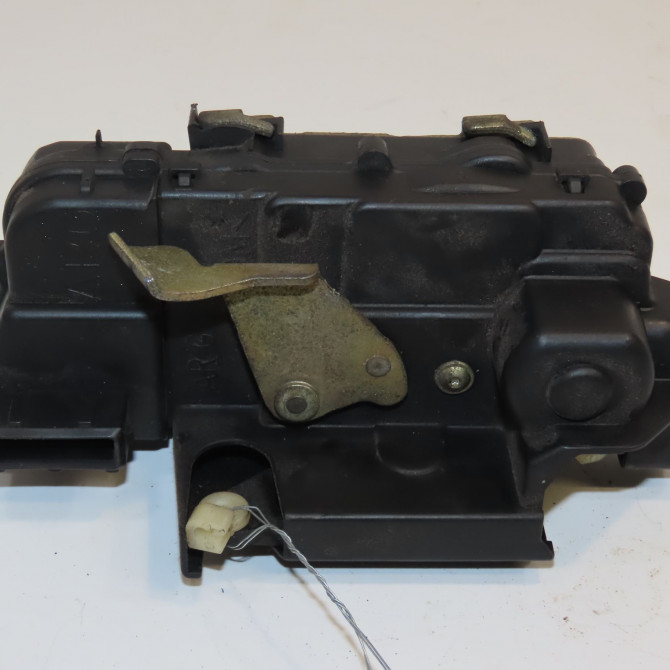 Serrure porte arg occasion PEUGEOT 306 Phase 1 09-1994->03-1997 1.9 D 913737 3