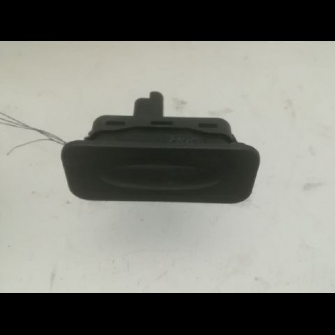 Actionneur serrure hayon occasion RENAULT CAPTUR Phase 1 02-2013->... 0.9 90 ch 1