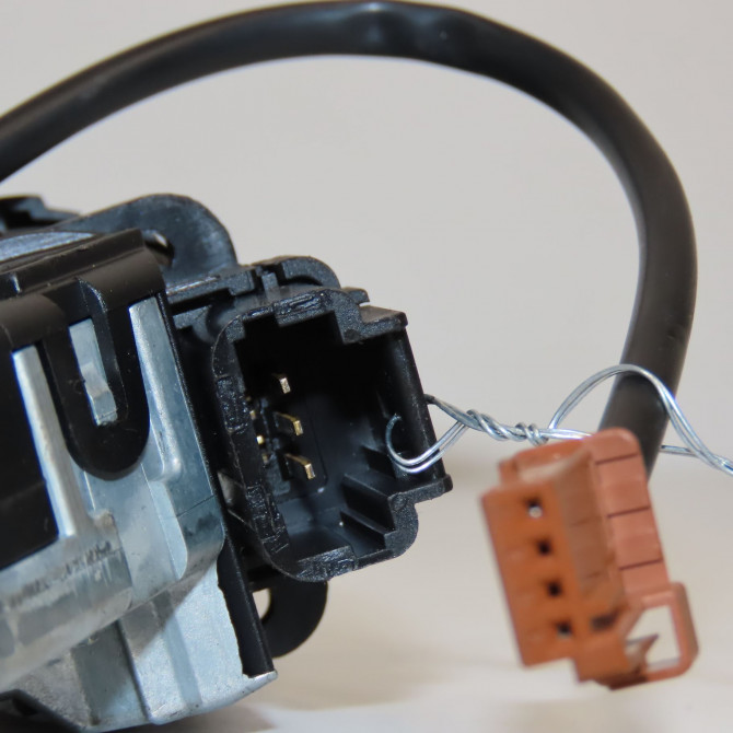 Antivol de direction occasion PEUGEOT 2008 Phase 1 01-2013->... 1.6 BlueHDI 100ch 1608682880 2