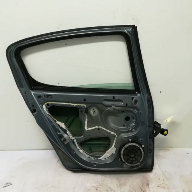 Porte arrière gauche occasion PEUGEOT 407 Phase 1 04-2004->07-2008 1.6 HDI 16v 9006H5 2