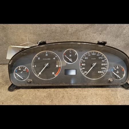 Compteur occasion PEUGEOT 406 COUPE Phase 1 05-1997->12-2004 2.2 HDI 133ch 6104YP