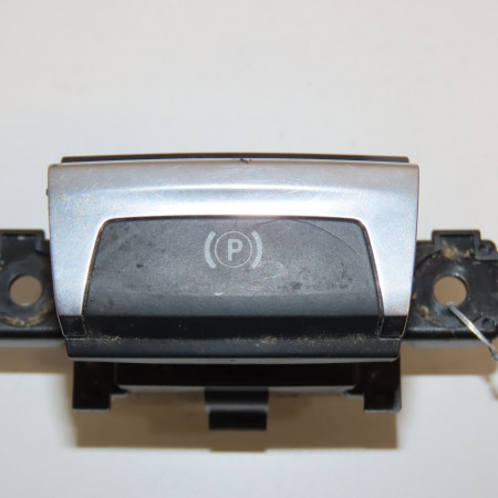 <span class="tt">Interrupteur commande de frein a main occasion  </span><span class="designation"> </span>