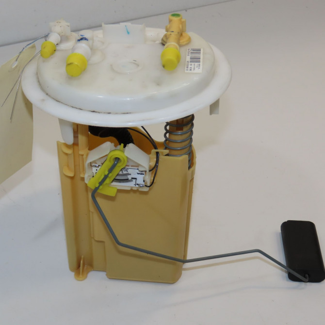 Jauge a carburant occasion PEUGEOT 407 Phase 1 04-2004->07-2008 1.6 HDI 16v 1525CW 2