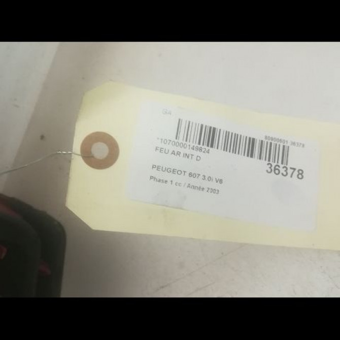 Feu arrière intérieur droit occasion PEUGEOT 607 Phase 1 11-1999->09-2004 3.0i V6 6351N2 3
