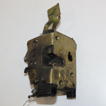 Serrure porte avd occasion  9136A7