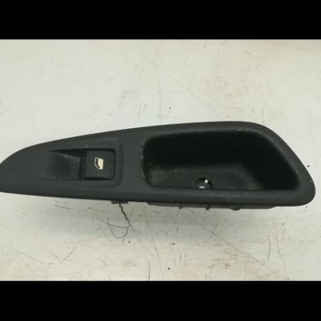Commande lève-glace porte avant droite occasion PEUGEOT 308 I Phase 2 04-2011->12-2014 1.6 HDI 92ch 649029