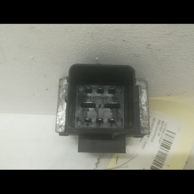 Boitier de préchauffage occasion PEUGEOT 3008 I Phase 1 04-2009->12-2013 2.0 HDI 163ch 598144 2