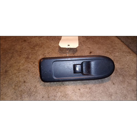 Commande lève-glace porte avant droite occasion PEUGEOT 308 I Phase 1 09-2007->03-2011 1.6 HDI 16v 110ch 649029