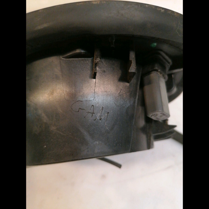 Volet de trappe carburant occasion PEUGEOT RCZ 1517H8 2