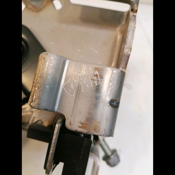 Levier frein a main occasion PEUGEOT RCZ 98031783ZD 2