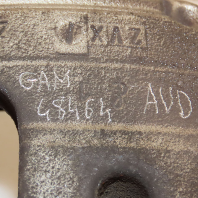 Etrier de frein avant droit occasion  4400X0 2