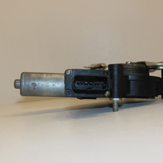 Mecanisme+moteur leve-glace avg occasion PEUGEOT BOXER III Phase 1 06-2006->... 2.2 HDI 100ch 1607706980 3