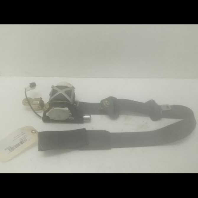 Ceinture avant droite occasion RENAULT CLIO III Phase 1 09-2005->03-2009 1.4i 16v 100ch 8200751509 1