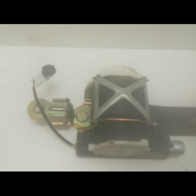 Ceinture avant droite occasion RENAULT CLIO III Phase 1 09-2005->03-2009 1.4i 16v 100ch 8200751509 2