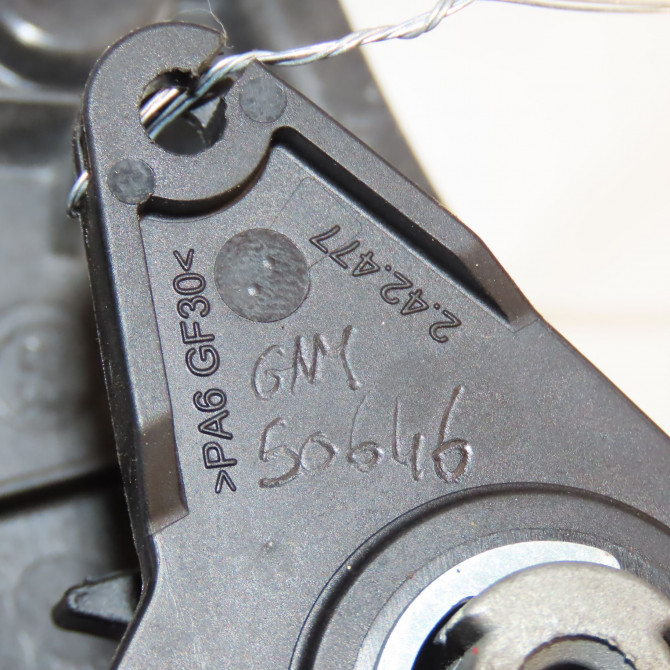 Poignee int porte coulissante d occasion PEUGEOT BOXER III Phase 1 04-1995->04-1999 2.2 HDI 130ch 1607147480 3