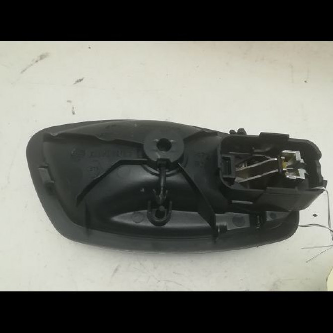 Poignee int porte arg occasion RENAULT CAPTUR Phase 1 02-2013->... 0.9 90 ch 806716611R 2