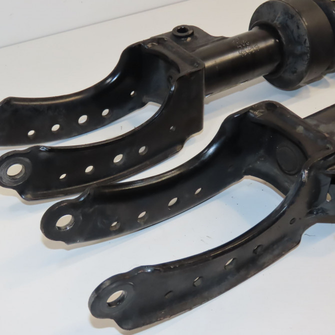 Amortisseur avant droit occasion PORSCHE CAYENNE I Phase 1 11-2003->12-2006 4.5i 450ch 95534304411 3