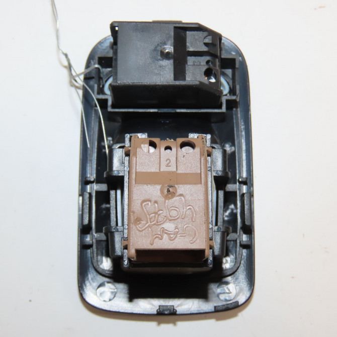 Commande leve-glace porte arrière droite occasion PORSCHE CAYENNE I Phase 1 11-2003->12-2006 4.5i 450ch 955613162026N3 2