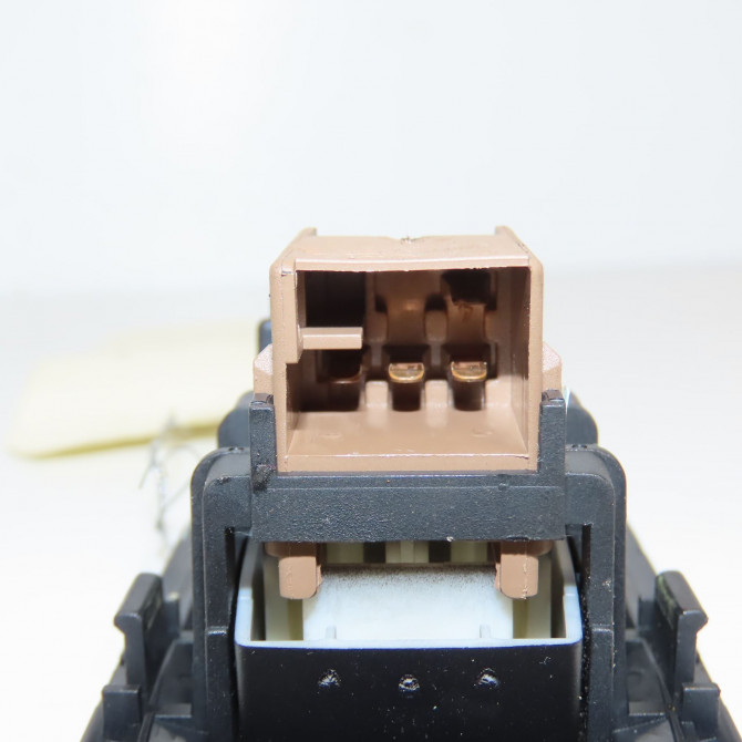 Commande leve-glace porte arrière droite occasion PORSCHE CAYENNE I Phase 1 11-2003->12-2006 4.5i 450ch 955613162026N3 3