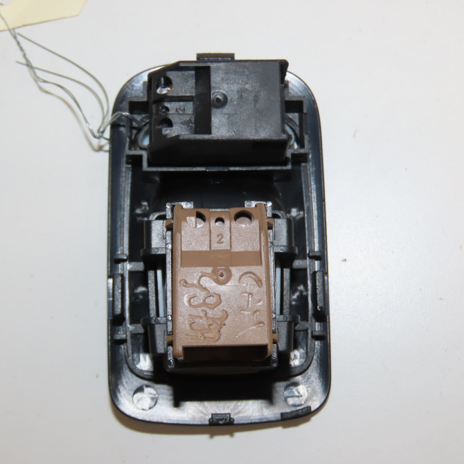 Commande leve-glace porte arrière gauche occasion PORSCHE CAYENNE I Phase 1 11-2003->12-2006 4.5i 450ch 955613162026N3 2