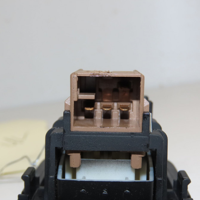 Commande leve-glace porte arrière gauche occasion PORSCHE CAYENNE I Phase 1 11-2003->12-2006 4.5i 450ch 955613162026N3 3