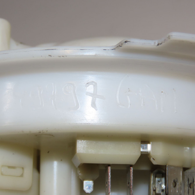 Pompe à carburant électrique occasion PORSCHE CAYENNE I Phase 1 11-2003->12-2006 4.5i 450ch 6