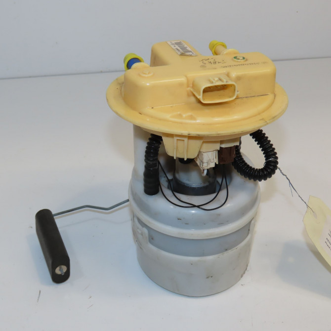 Jauge a carburant occasion RENAULT CAPTUR Phase 1 04-1995->04-1999 1.2i 120ch 1