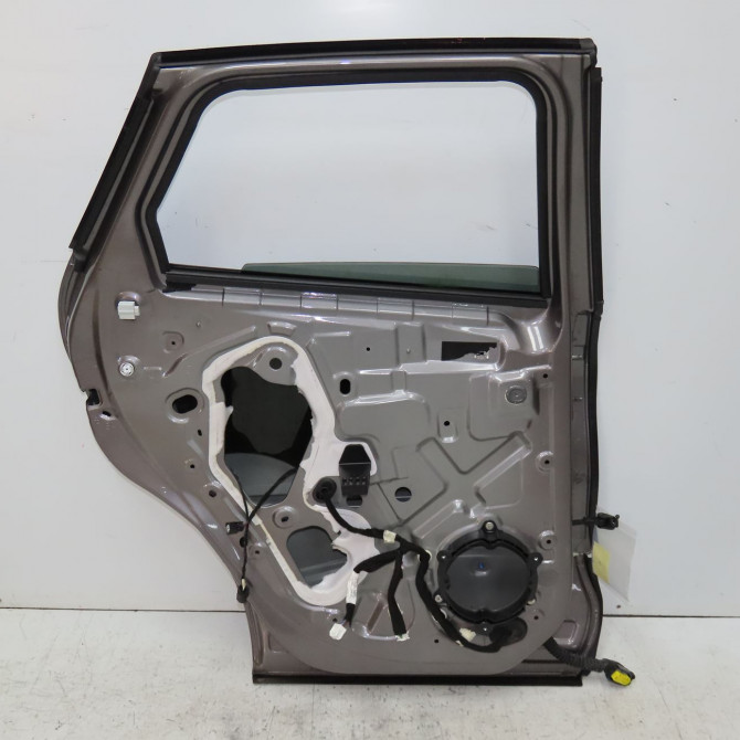 Porte arrière gauche occasion RENAULT CAPTUR Phase 1 04-1995->04-1999 1.2i 120ch 2