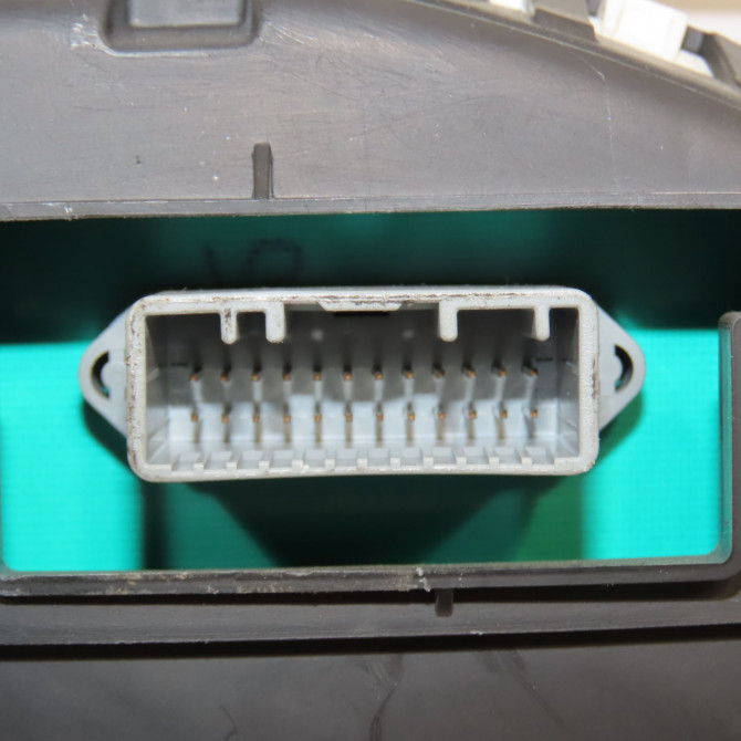 Compteur occasion RENAULT CLIO III Phase 1 09-2005->03-2009 1.2 TCE 16v 100ch 8201060308 3