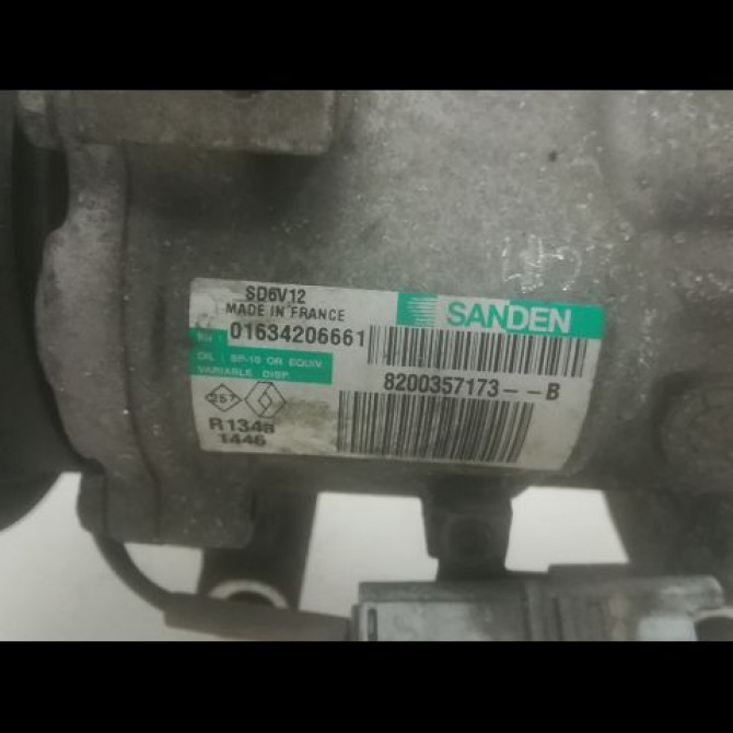 Compresseur air conditionne occasion RENAULT CLIO III Phase 1 09-2005->03-2009 1.2i 16v 75ch 8200819568 3