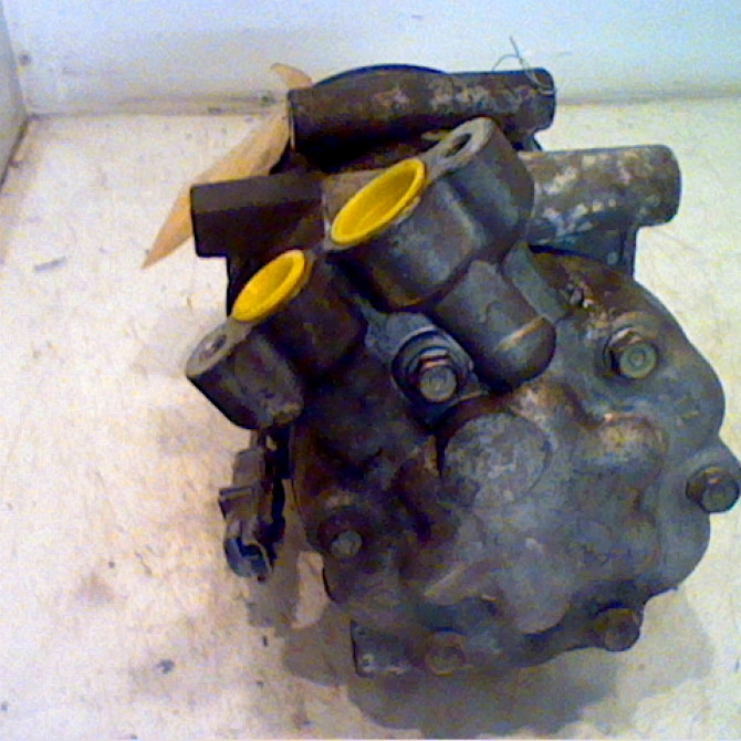 Compresseur air conditionne occasion RENAULT CLIO III Phase 1 09-2005->03-2009 1.2 TCE 16v 100ch 8200866437 3