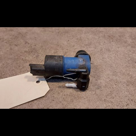 Pompe lave-glace avant occasion RENAULT CLIO III Phase 1 09-2005->03-2009 1.5 DCI 70ch 7700428386