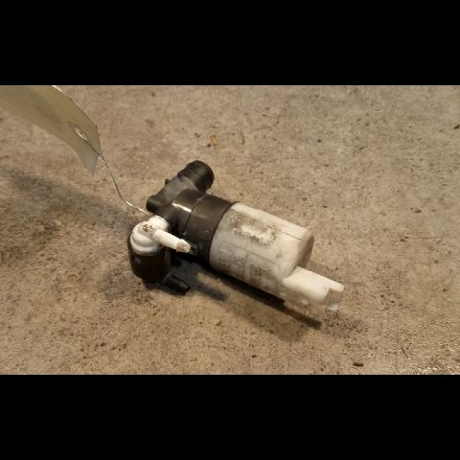 Pompe lave-glace avant occasion RENAULT MEGANE II Phase 2 01-2006->06-2009 1.5 DCI 85ch 7700428386 1