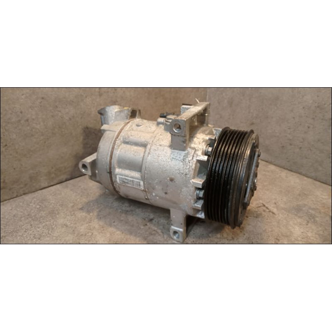 Compresseur air conditionne occasion RENAULT CLIO IV Phase 1 07-2012->... 0.9 TCE 90ch 926007953R 1