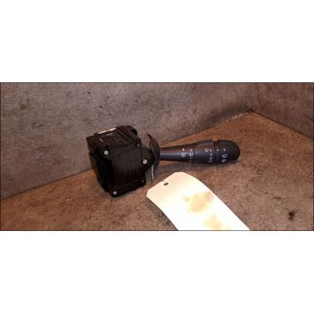 Commande essuie glace occasion RENAULT CLIO IV Phase 1 07-2012->... 1.5 DCI 75ch 8201168013