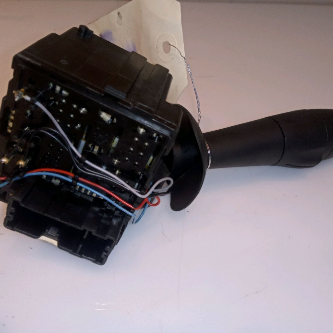 Commande essuie glace occasion RENAULT CLIO IV Phase 1 07-2012->... 1.5 DCI 90ch 8201168013 2