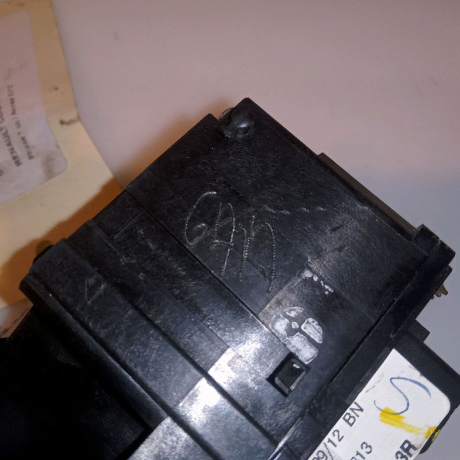 Commande essuie glace occasion RENAULT CLIO IV Phase 1 07-2012->... 1.5 DCI 90ch 8201168013 3