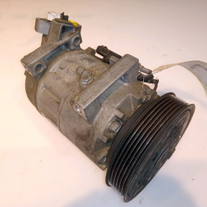 Compresseur air conditionne occasion RENAULT CLIO IV Phase 1 07-2012->... 1.5 DCI 90ch 926000838R 1